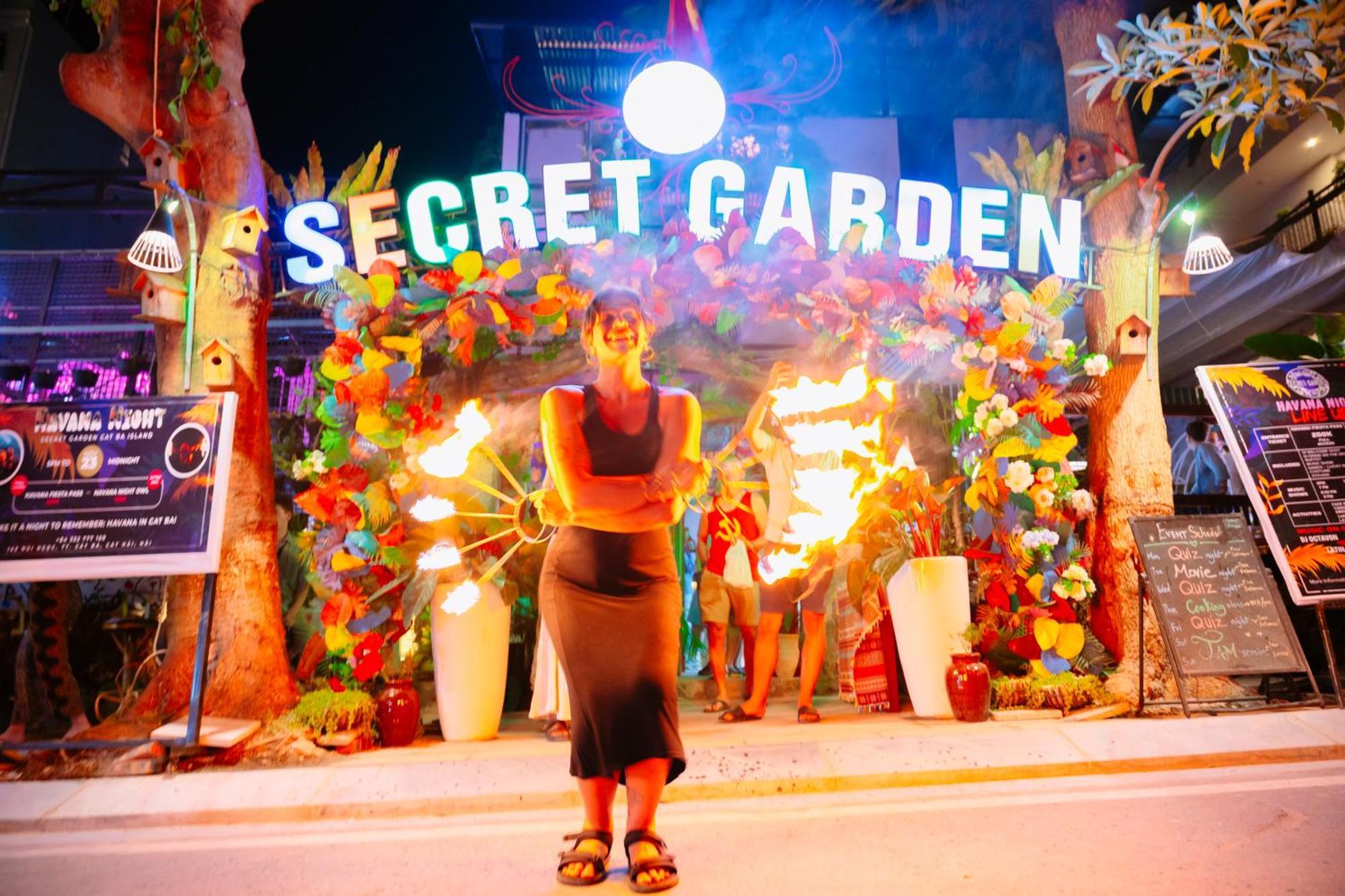 הוסטל Dong Khe Sau Secret Garden Cat Ba מראה חיצוני תמונה